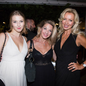 S kolegyní Kateřinou Brožovou (vpravo) teď Sabina Laurinová připravuje muzikál Noc na Karlštejně, který se bude v létě uvádět na Scéně na Občanské plovárně v centru Prahy.