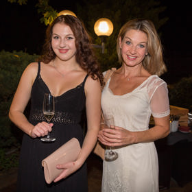 Valentýna se nebojí experimentovat s vlasy, z blondýnky se tak na chvíli stala brunetka.