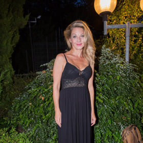 Jak sama říká, nemá ráda paruky, protože své dlouhé blond vlasy potom musí znovu mýt.