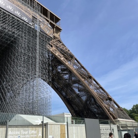 Bez lístku už ale pod ní nepodlezete, to pro mě bylo po deseti letech od poslední návštěvy překvapením.