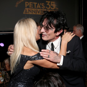 Pameliným osudovým mužem byl rocker Tommy Lee, s nímž má dva syny.