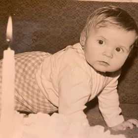 Věra Mikulcová jako roztomilé batole.