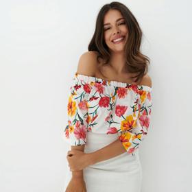 Bavlněná halenka s květinami. MOHITO, 599 Kč