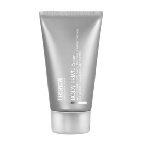 Zeštíhlující a modelující krém proti celulitidě. NATINUEL, 1365 Kč.