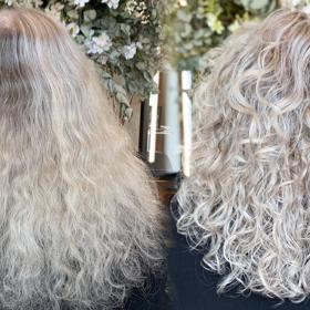 Péče o kudrnaté vlasy není vždy snadná, a tak je pravidelná návštěva kadeřníka skutečně důležitá. 