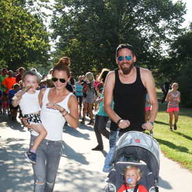 S Radkou Třeštíkovou má Tomáš dvě děti, syna Jonatána a dcerku Ellu.