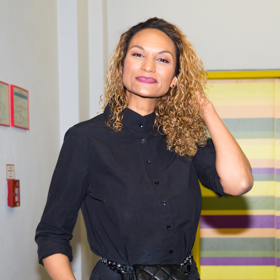 Moderátorka Lejla Abbasová přísahá na spaní v saténové gumičce.