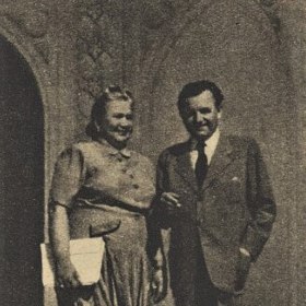 "Takhle je to lepší," odpověděl na otázku, proč není jeho žena Marta členkou KSČ.