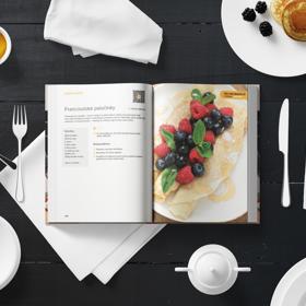 První díl Naší kuchařky vyšel na konci loňského roku a druhý na sebe nenechal dlouho čekat. Unikátní QR kód u každého receptu vás dovede přímo na nápomocný videorecept. 