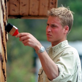 Po blonďatém princi šílel celý svět. 