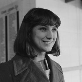 Píseň "Můj čas" měla být kvůli větě "Příteli chvátej SOS" původně nahrazena jinou, aby si Rusové nemysleli, že prosíme o pomoc Američany.