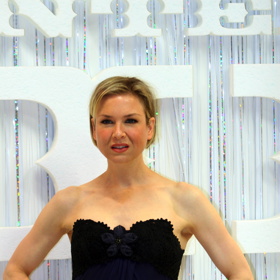 Herečka Renée Zellweger se stala legendou díky tomu, jak přibírala a hubla pro roli Bridget Jones, která se na plátno vrátila hned v několika pokračování.