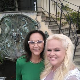 Dámy, chtěly byste po sedmdesátce vypadat také tak dobře, jako Moniky maminka?