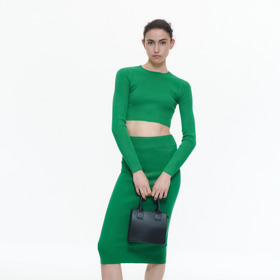 Zelená sukně z proužkované pleteniny. RESERVED, 459 Kč