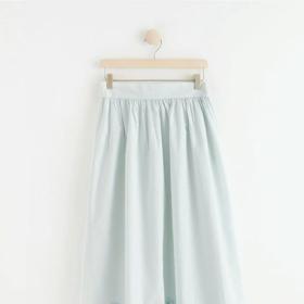 Midi sukně s výšivkou. Lindex, 650 Kč