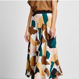 Bílo-hnědá vzorovaná midi sukně METROOPOLIS by ZOOT.lab, 391 Kč. 