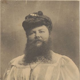 Během první světové války se Clémentine Delait přidala k Červenému kříži.