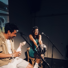 Andrea Kalousová sdělila webu Lifee.cz, že měla sladkým šampaňským zalepené kromě vlasů také oči.