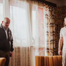 Váha Jakuba Prachaře prý trochu komplikovala natáčení velké rvačky.