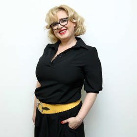 Miluši Bittnerovou ve speciálním vydání s názvem Lovestories zajímalo nejen to, kde a kdy se poprvé políbili, ale třeba i to, u jakých filmů brečí.