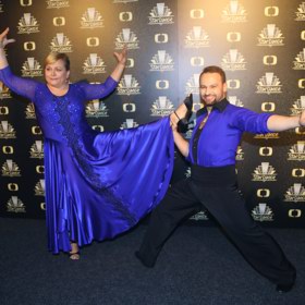 Taneční pár se brzy stal horkým favoritem na vítězství, protože Pavlu Tomicovou si celý národ zamiloval.