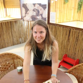 Na vlastní kůži si můžete také vyzkoušet, jak ostré zuby krokodýl má - poslouží vám k tomu jejich lebka.