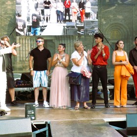 Nechyběl zde ani přítel Jana Bendiga Lukáš Rejmon (druhý zleva) a Bendigův bratr Marsell (vpravo).