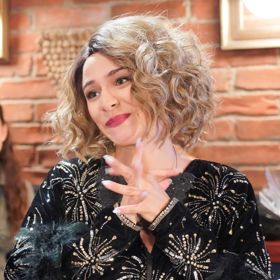 Eva Burešová se nedávno rozloučila se svou rolí v seriálu ZOO - čekají ji totiž mateřské povinnosti.