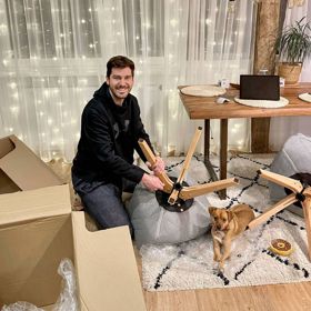 Společnými silami zrekonstruovali panelákový byt. 