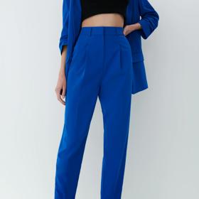 Cigaretové kalhoty s příměsí viskózy. MOHITO, 299 Kč