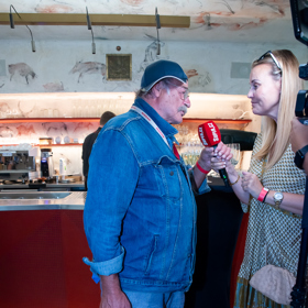 Herec Pavel Nový svým džínovým kompletem nikterak nepřekvapil - vídáme ho v něm poměrně často.