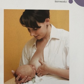 Poloha fotbalová neboli boční je vhodná pro ženy s velkými prsy, plochými bradavkami či po císařském řezu.