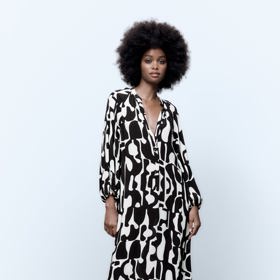 Černobílé midi šaty. ZARA, 1199 Kč