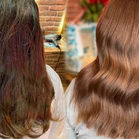 Po létě bývají vyšisované a konečky roztřepené, takže jim sestřih a nová barva jenom prospějí.