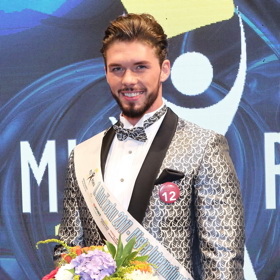 Matyáš Hložek prý váhal, zda do světa showbyznysu vstupovat.