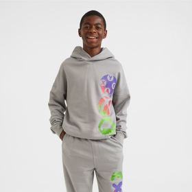 Dvoudílná souprava z teplákoviny s potiskem. H&M, 849 Kč