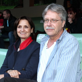 Manželem herečky Veroniky Freimanové je architekt Vladimír Bouček.