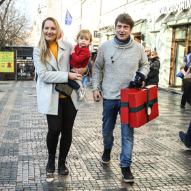 Herec Saša Rašilov oslavil na konci července 50. narozeniny.