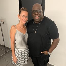 DJ Lucca se svým idolem a zároveň kolegou Carlem Coxem.