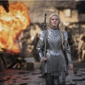 Pán prstenů - Prsteny moci: Epické drama odehrávající se tisíce let před Hobitem a Pánem prstenů. Nové i známé postavy musí čelit znovuobjevenému zlu ve Středozemí.