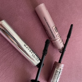 Vyzkoušeli jsme v redakci trik, který prodlouží život vaší řasence. Takhle vypadaly vyschlé štětečky na našich řasenkách.