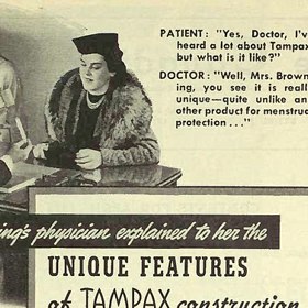 V roce 1929 vyvinul Dr. Earle Haas tampon s aplikátorem. Svůj patent prodal za 50 000 dolarů.