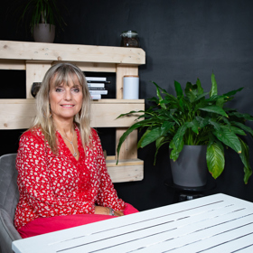 Takto vypadá herečka Marka Míková dnes - poznáváte ty velké pomněnkové oči?