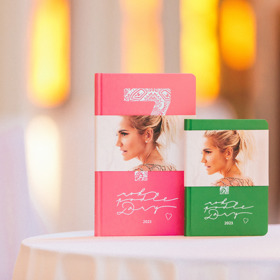 Diář existuje ve dvou variantách.