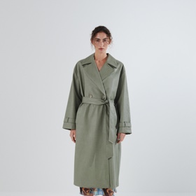 Koženkový kabát. RESERVED, 1799 Kč