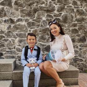 Modelka a zpěvačka Jitka Boho vypravila do první třídy dcerku Rosálii.