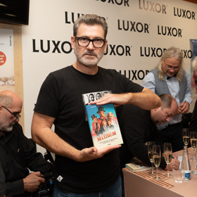 Koncem letošního září herci pokřtili knihu, film jde do kin 13. října.