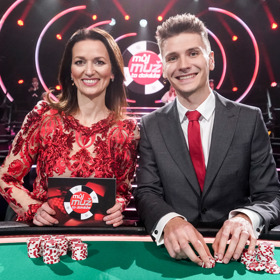 Herečka Adéla Gondíková tvoří v nové show Můj muž to dokáže moderátorskou dvojici s Ondřejem Urbanem.