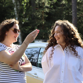 Na focení uprostřed přírody dohlížela šéfredaktorka webu Lifee.cz Markéta Behinová. 