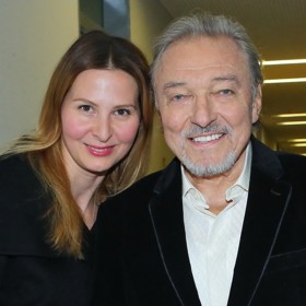 Karel Gott si podle svého bývalého tajemníka Jana Adama oblíbil parfém značky Jean P. Gaultier.